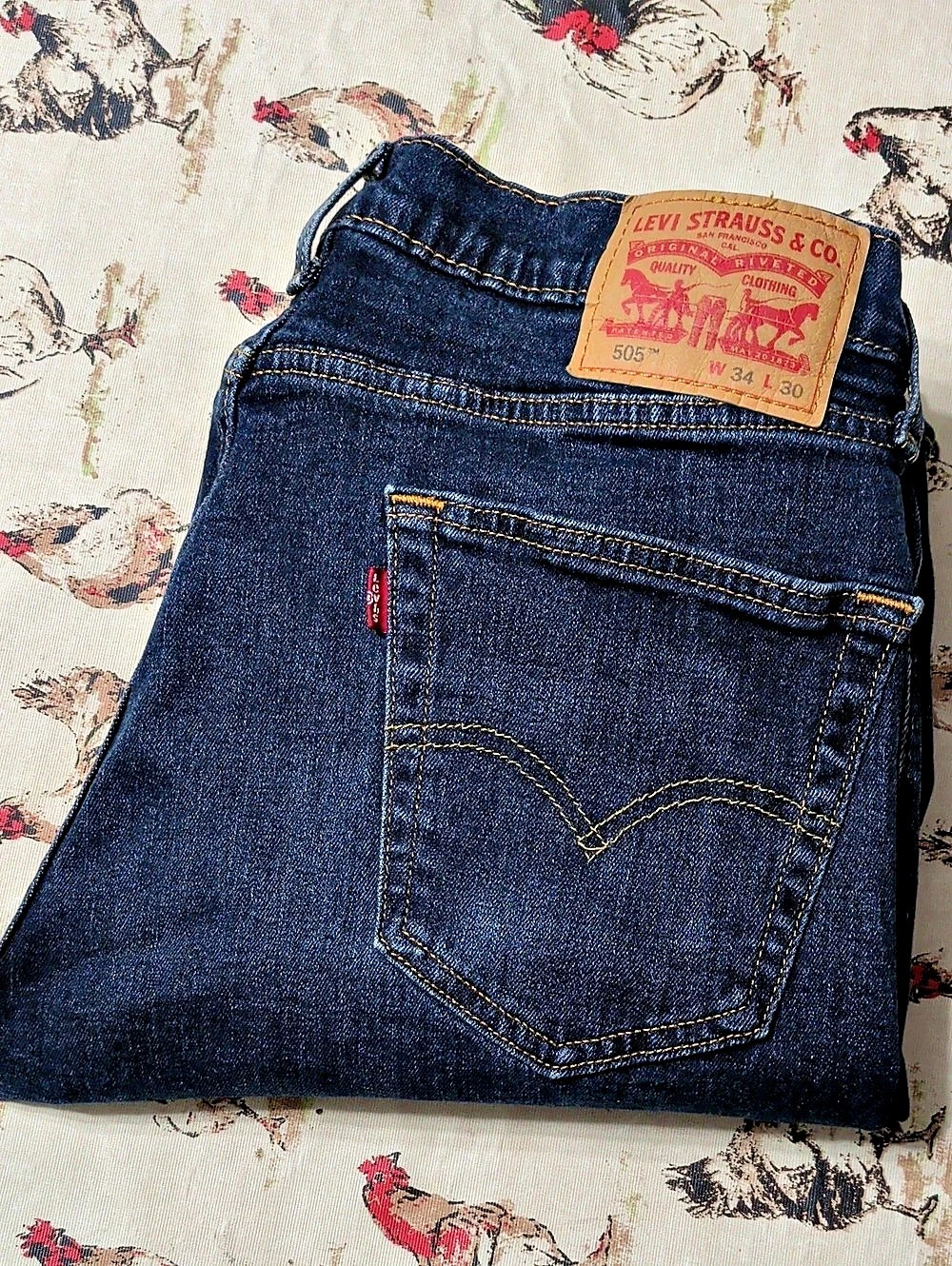 Levi's 505 Straight Leg Jeans in Blue Waist 34 Length 30 - Picture 2 of 4